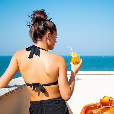 Hotel Driade Sul Mare 里米尼 外观 照片