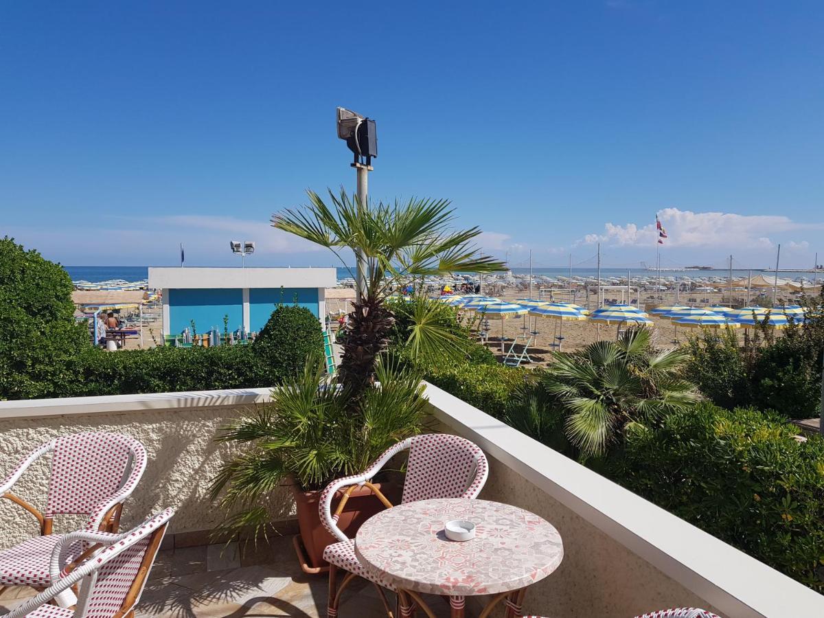 Hotel Driade Sul Mare 里米尼 外观 照片