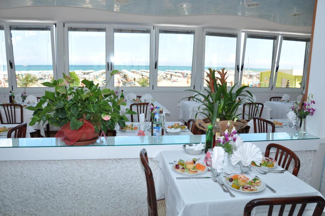 Hotel Driade Sul Mare 里米尼 外观 照片