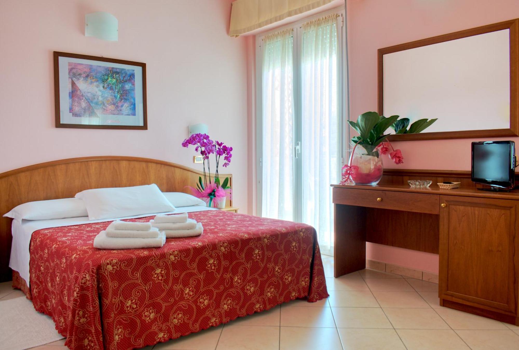 Hotel Driade Sul Mare 里米尼 外观 照片