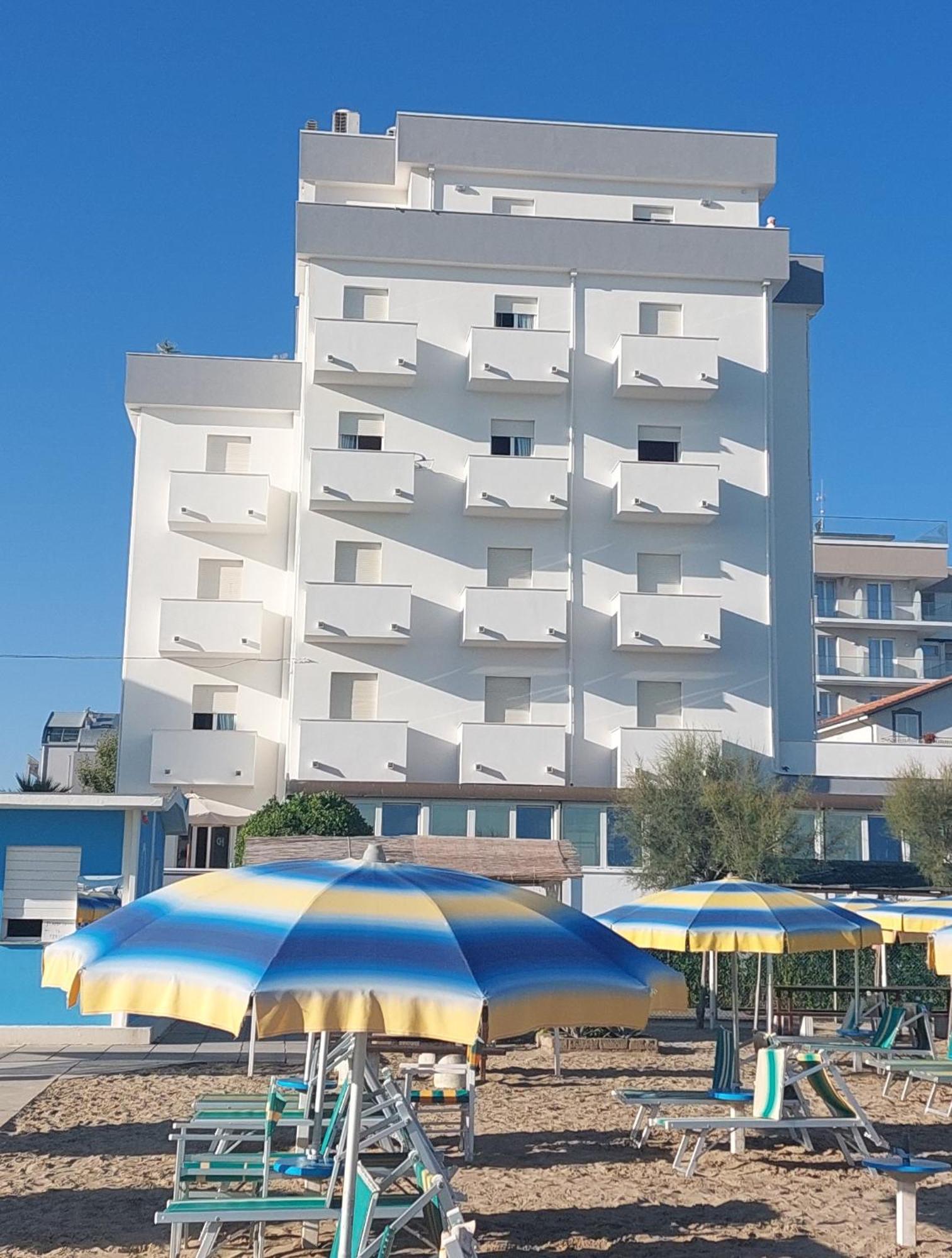 Hotel Driade Sul Mare 里米尼 外观 照片